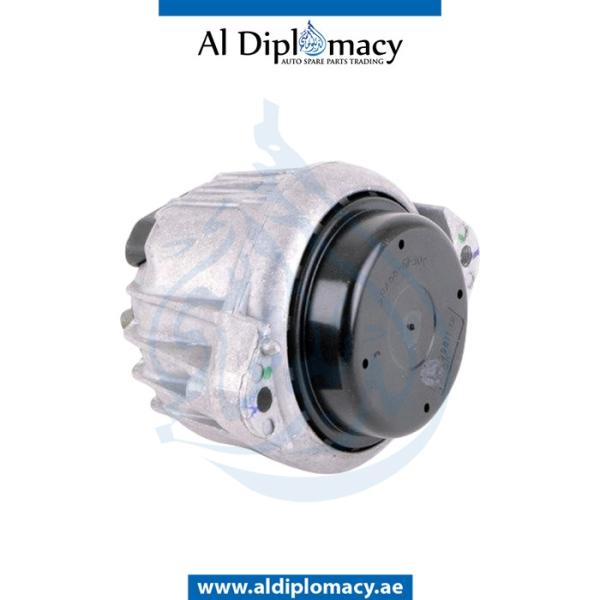 ENGINE MOUNT