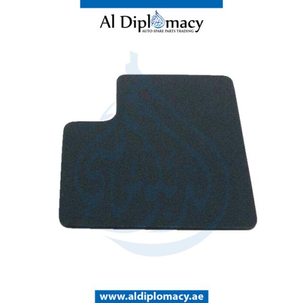 MAINTENANCE FLAP LEFT