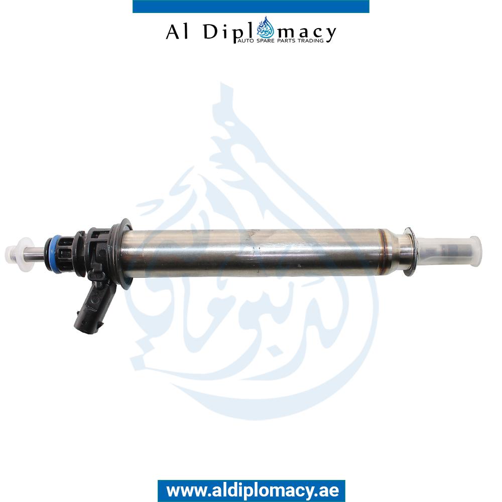 FUEL INJECTOR WITH NOZZLE