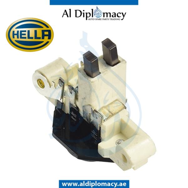 ALTERNATOR REGULATOR 5DR 004.242-041