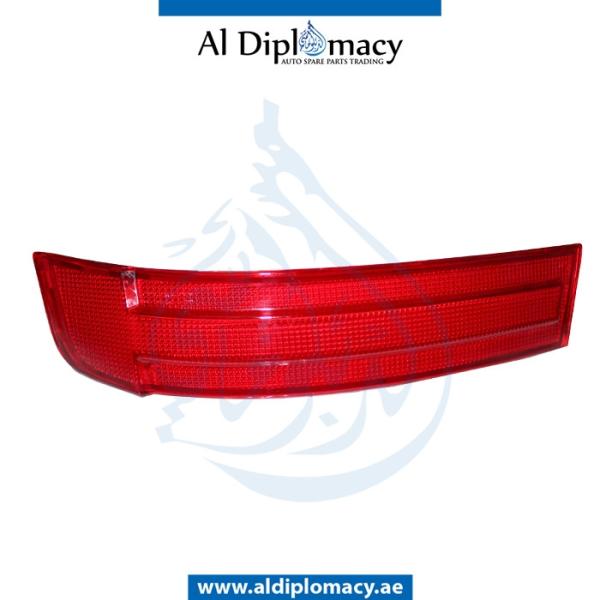 REFLECTOR REAR RIGHT
