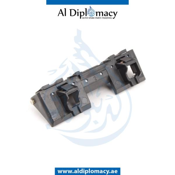FUEL TANK DOOR HINGE