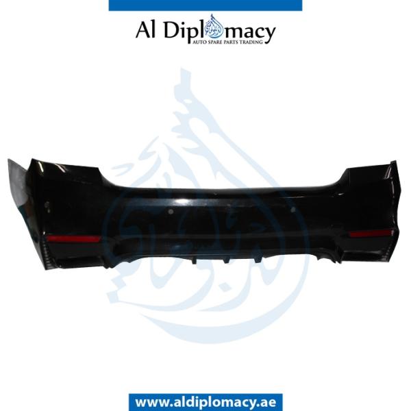 REAR BUMPER WITH SENSOR HOLE M4 LOOK DOUBLE EXHAUST TYPE