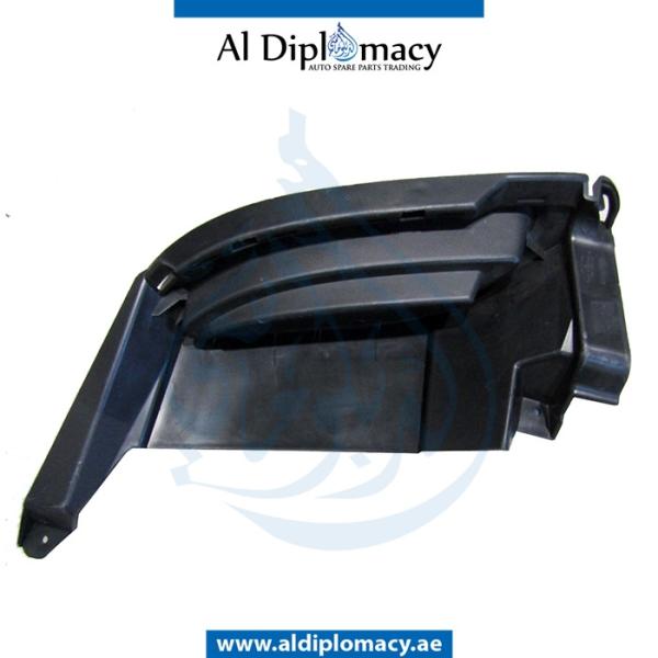 REAR BUMPER EXHAUST COVER RIGHT