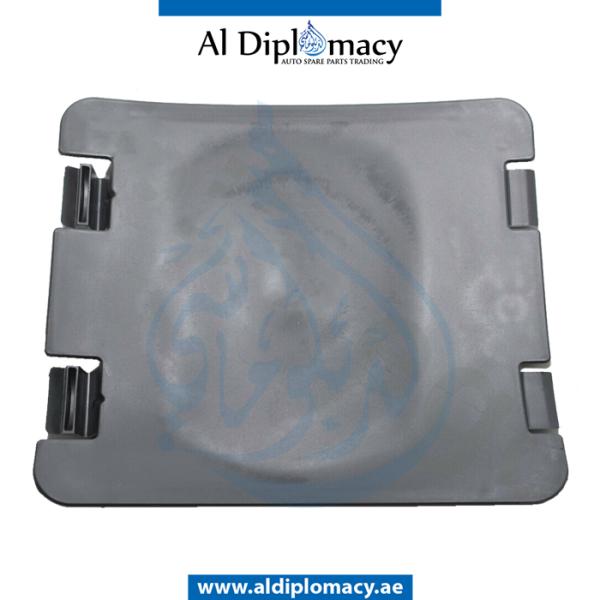 FRONT FENDER WHEEL HOUSING COVER FLAP RIGHT