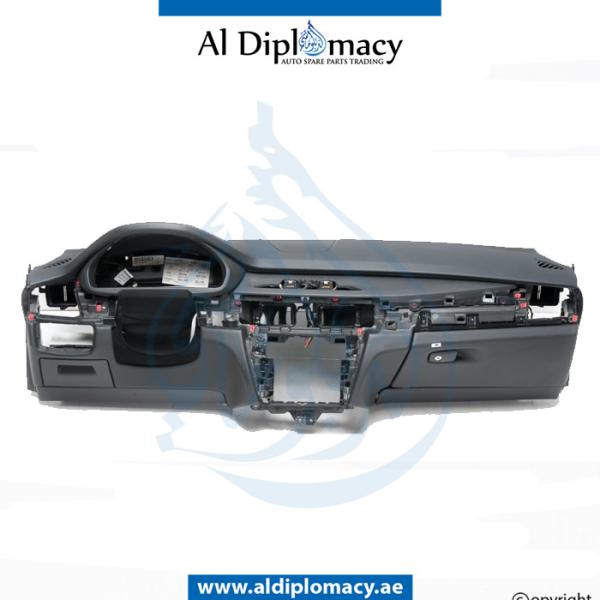 DASHBOARD BLACK EMPTY