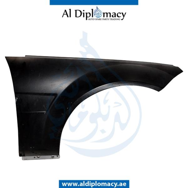 FRONT FENDER RIGHT