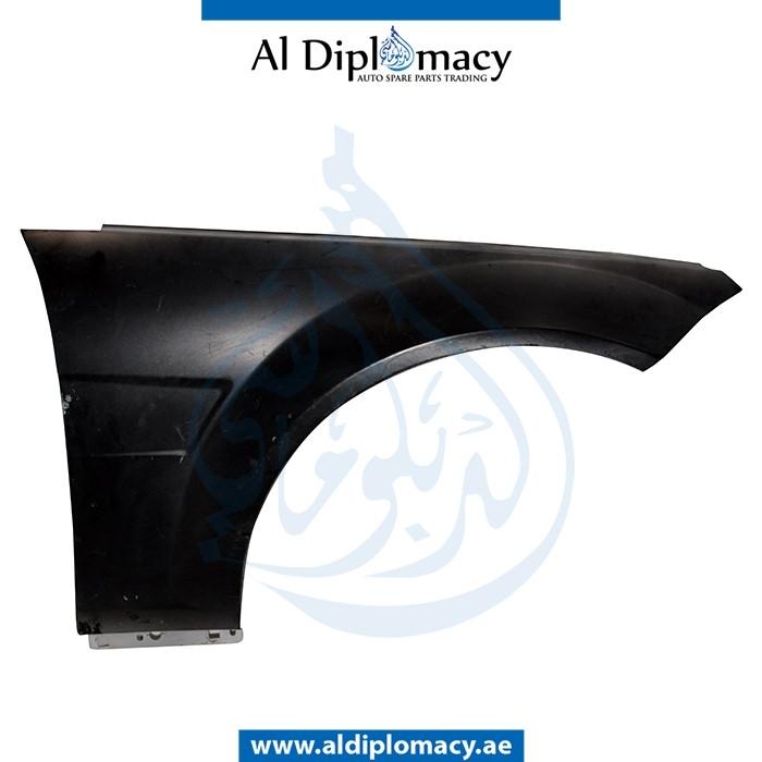 FRONT FENDER RIGHT