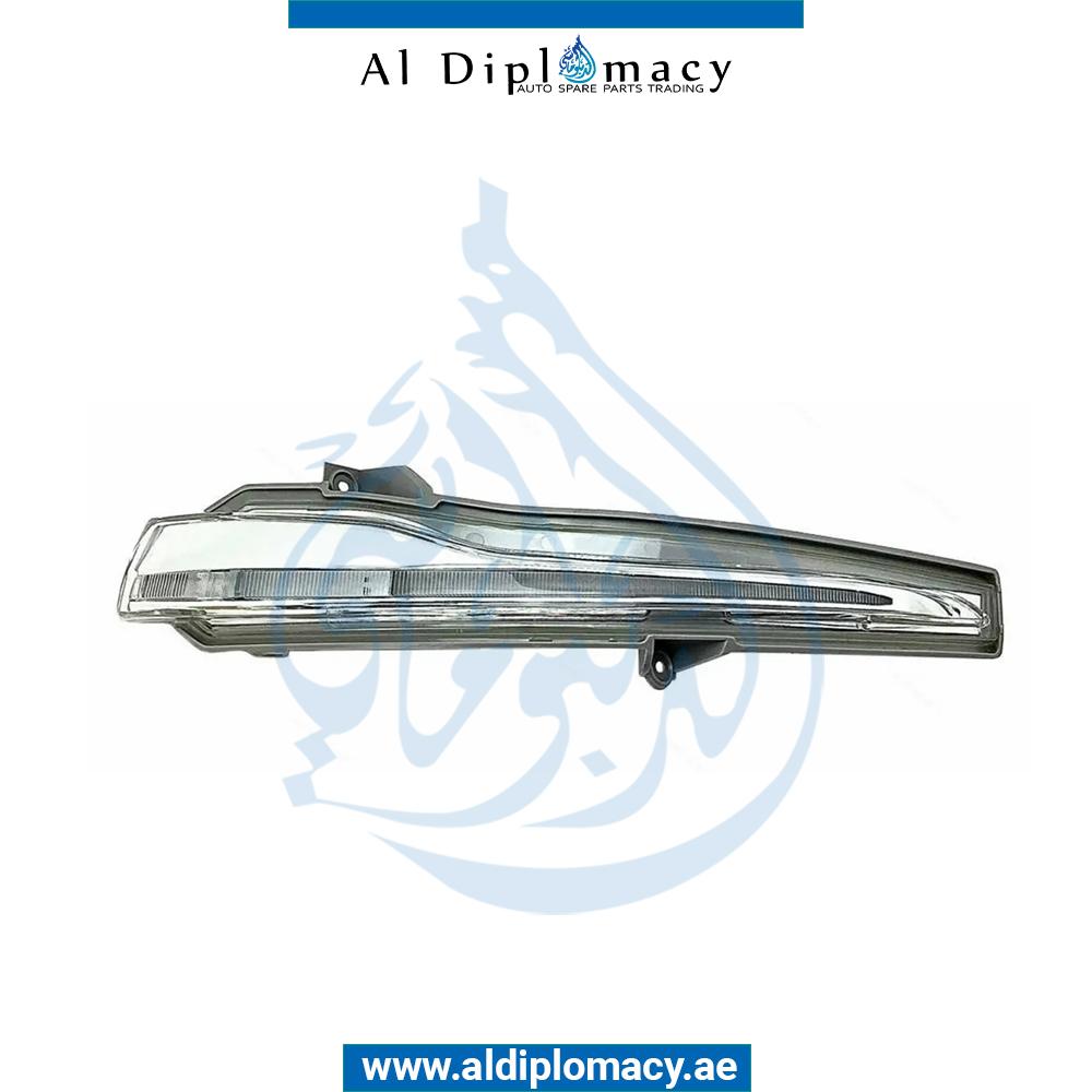 MIRROR TURN SIGNAL LAMP RIGHT
